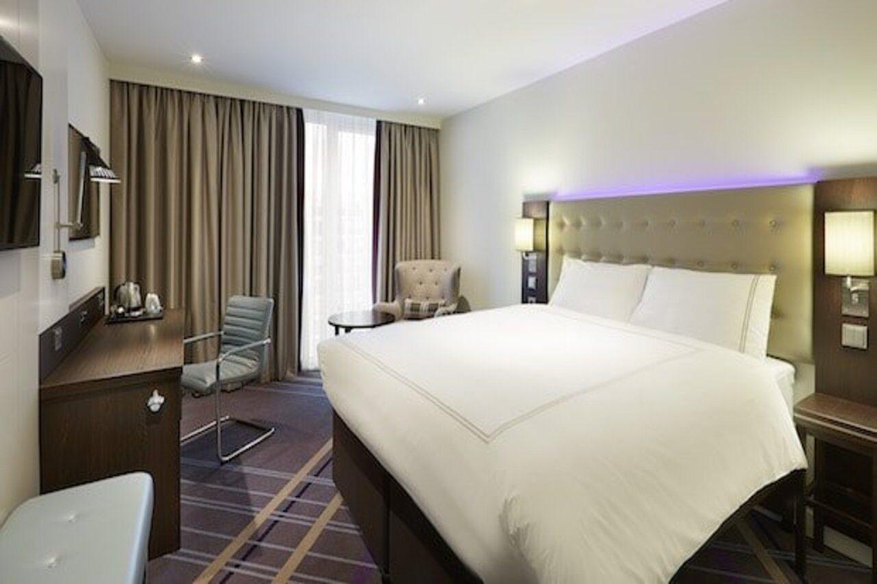 Premier Inn Duesseldorf City Friedrichstadt 외부 사진