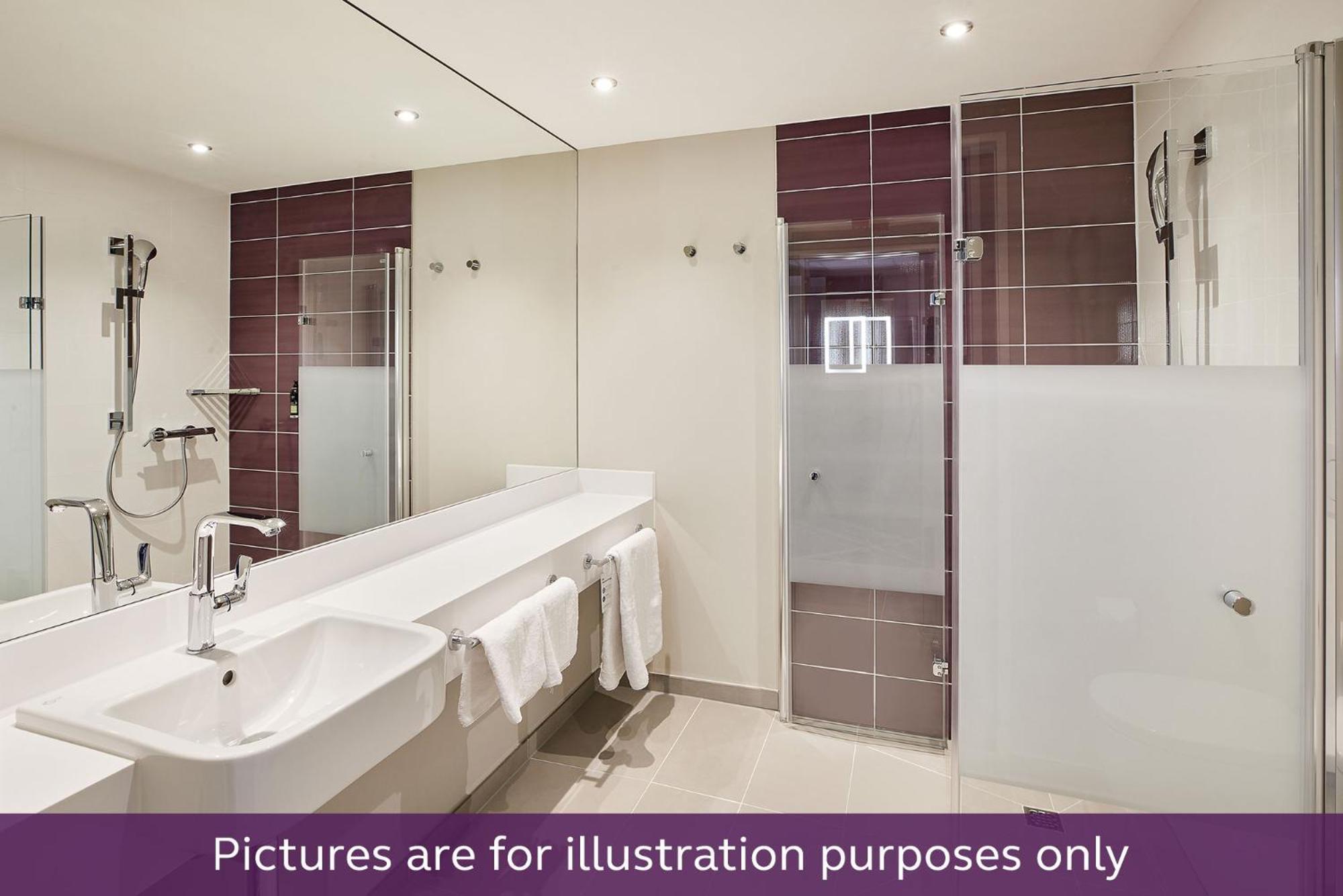Premier Inn Duesseldorf City Friedrichstadt 외부 사진